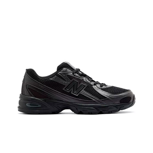 NEW BALANCE 740 negro