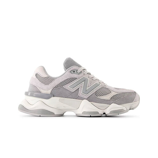 NEW BALANCE 9060 gris