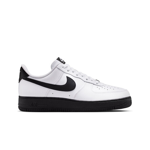 NIKE AIR FORCE 1 '07 blanco