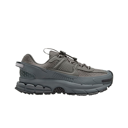 NIKE ZOOM VOMERO ROAM gris