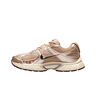 Nike Zapatillas Mujer W NIKE V5 RNR PRM BEIGE lateral interior