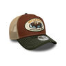 New Era Gorra ANIMAL PATCH TRUCKER 04