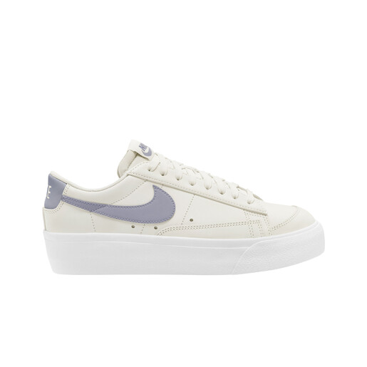 NIKE W BLAZER LOW PLATFORM blanco