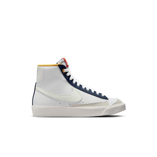 NIKE BLAZER MID '77 BG blanco