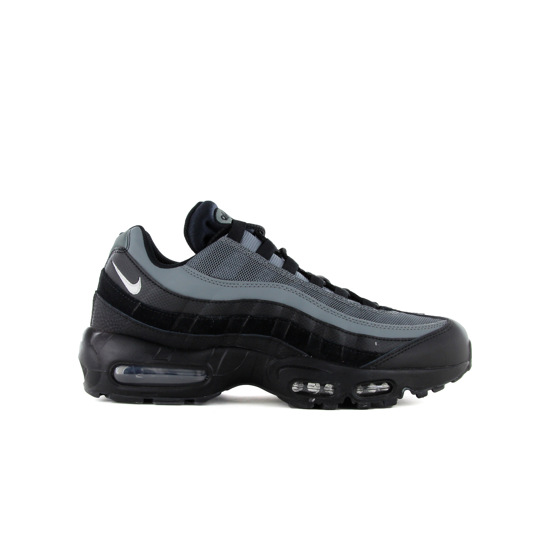 Nike Air Max 95 Essential negro running hombre | Dooers Sneakers