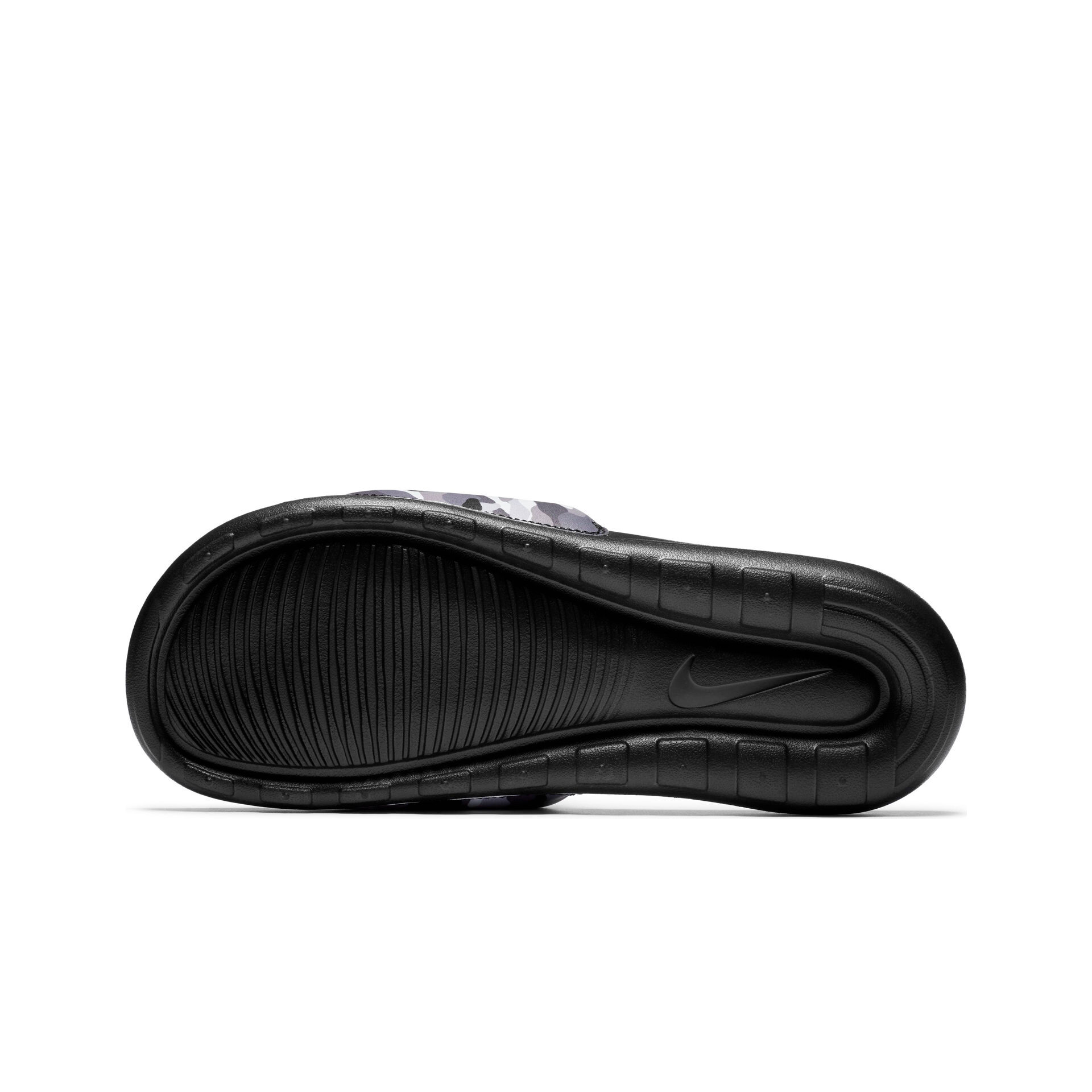 Nike Chancletas y Sandalias Hombre NIKE VICTORI ONE SLIDE PRINT vista trasera Nike Chancletas y Sandalias Hombre NIKE VICTORI ONE SLIDE PRINT vista trasera