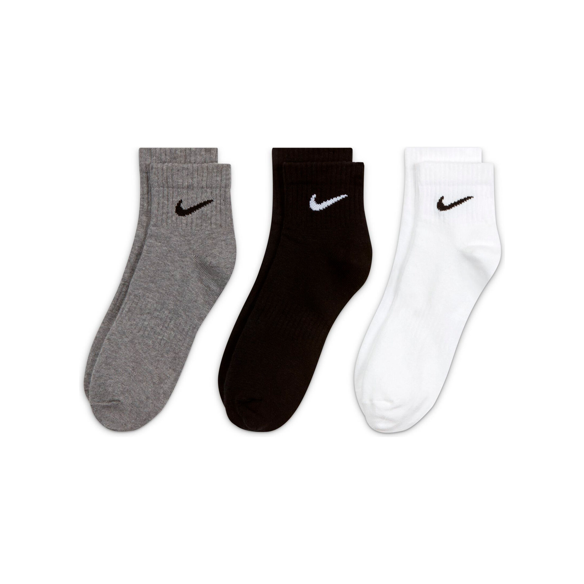 Nike Calcetines U NK ED LTWT ANKLE 3P 132 vista frontal Nike Calcetines U NK ED LTWT ANKLE 3P 132 vista frontal
