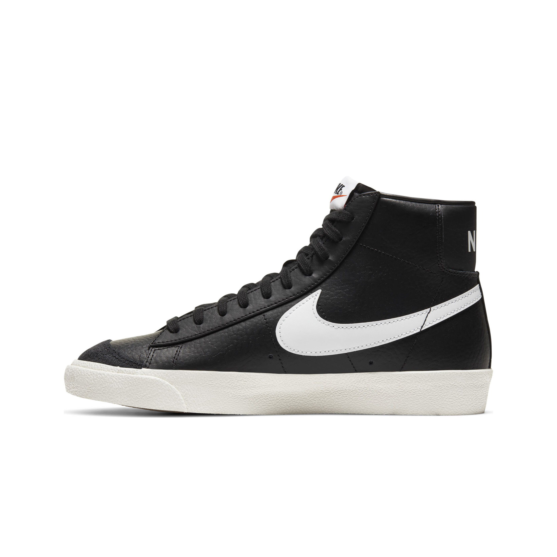 Nike Zapatillas Hombre BLAZER MID 77 VNTG lateral interior Nike Zapatillas Hombre BLAZER MID 77 VNTG lateral interior
