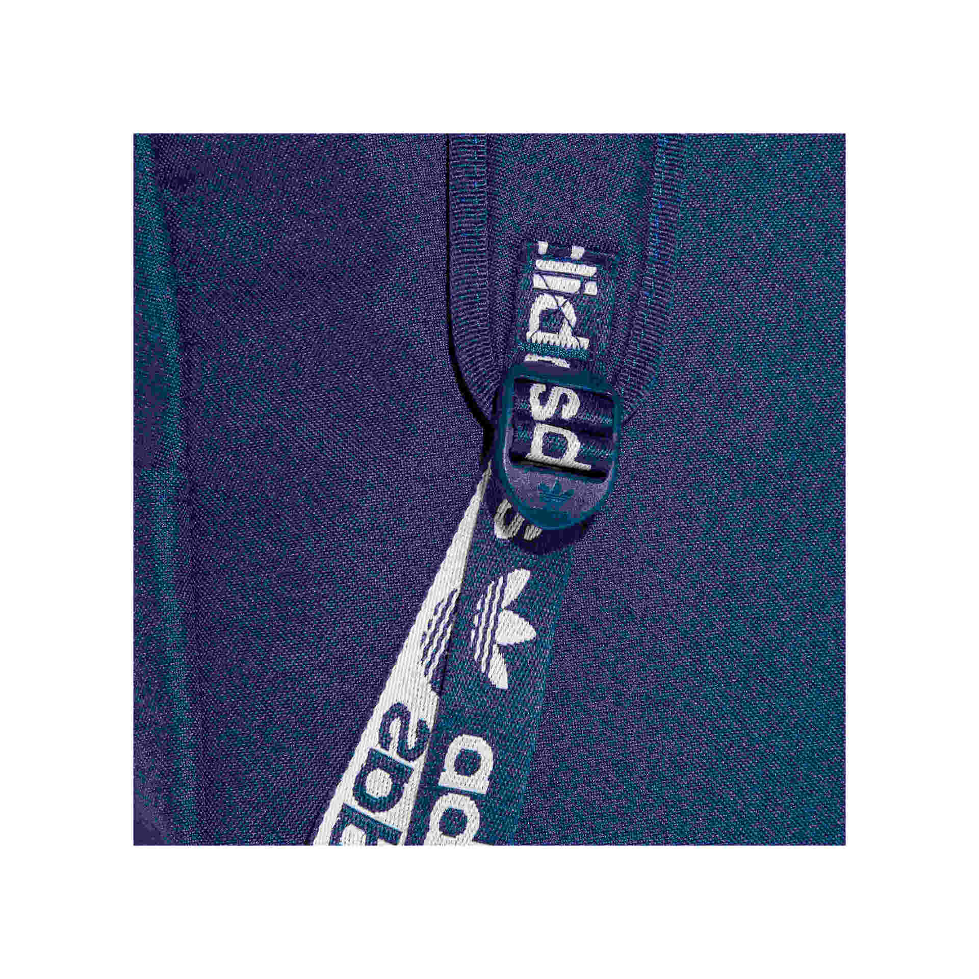 adidas Mochila ADICOLOR BACKPK 04 adidas Mochila ADICOLOR BACKPK 04