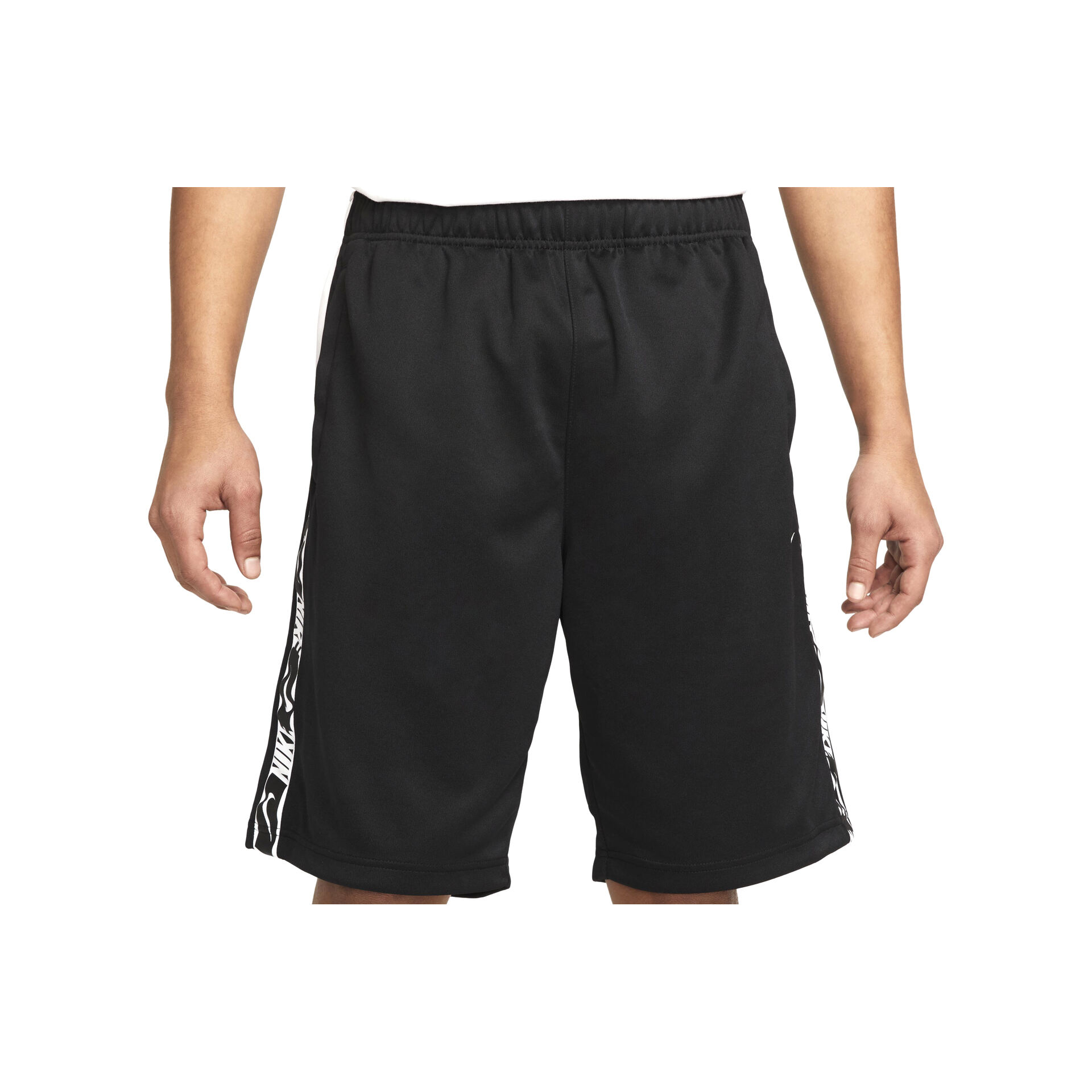 Nike Pantalón Corto Hombre M NSW REPEAT PK SHORT vista frontal Nike Pantalón Corto Hombre M NSW REPEAT PK SHORT vista frontal