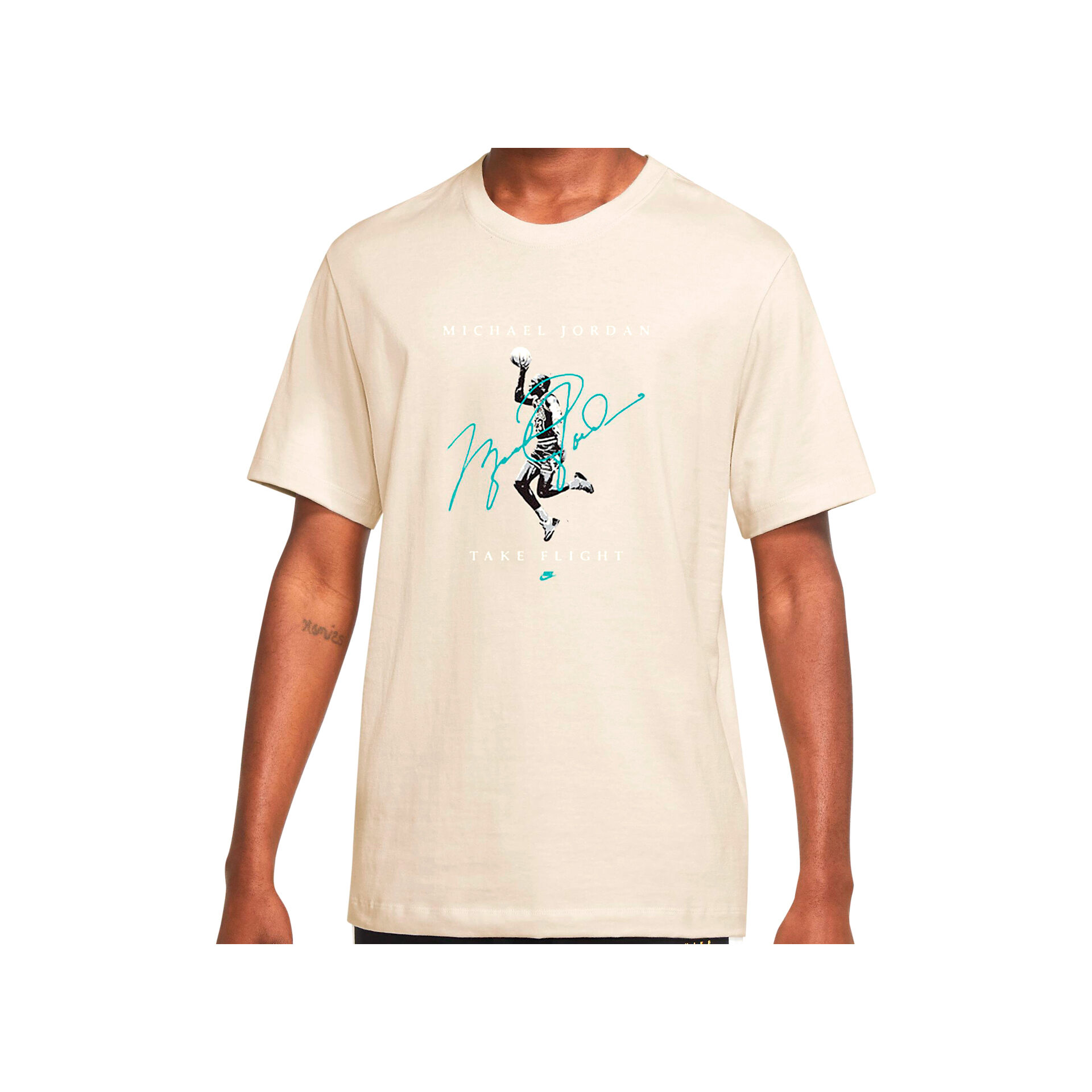 Nike Camiseta Hombre M J ESS SS GFX CREW vista frontal Nike Camiseta Hombre M J ESS SS GFX CREW vista frontal