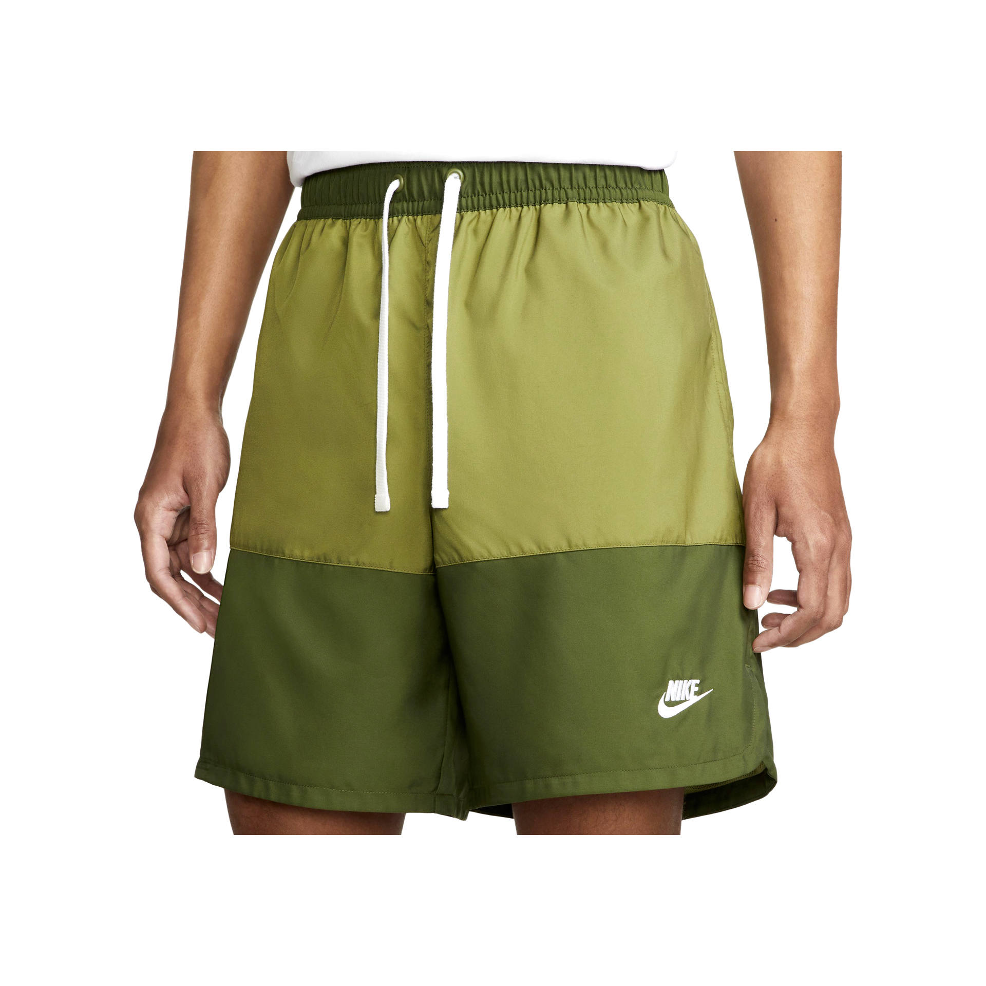 Nike Pantalón Corto Hombre M NSW SPE WVN FLOW LONG SHORT vista frontal Nike Pantalón Corto Hombre M NSW SPE WVN FLOW LONG SHORT vista frontal