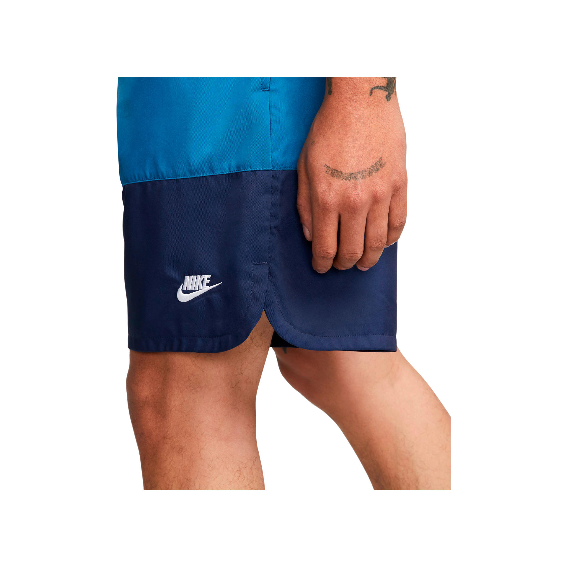Nike Pantalón Corto Hombre M NSW SPE WVN FLOW LONG SHORT 04 Nike Pantalón Corto Hombre M NSW SPE WVN FLOW LONG SHORT 04