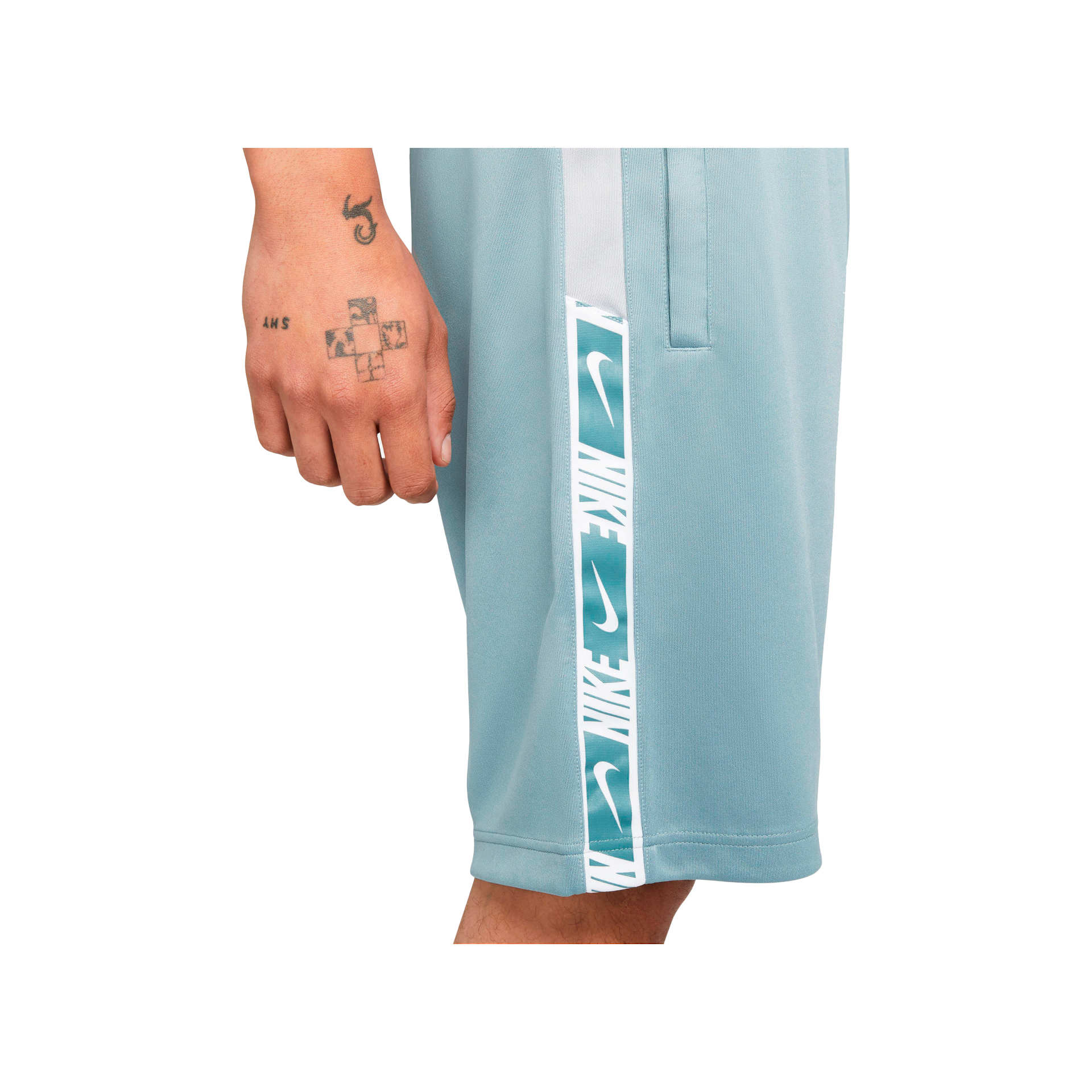 Nike Pantalón Corto Hombre M NSW REPEAT PK SHORT 04 Nike Pantalón Corto Hombre M NSW REPEAT PK SHORT 04