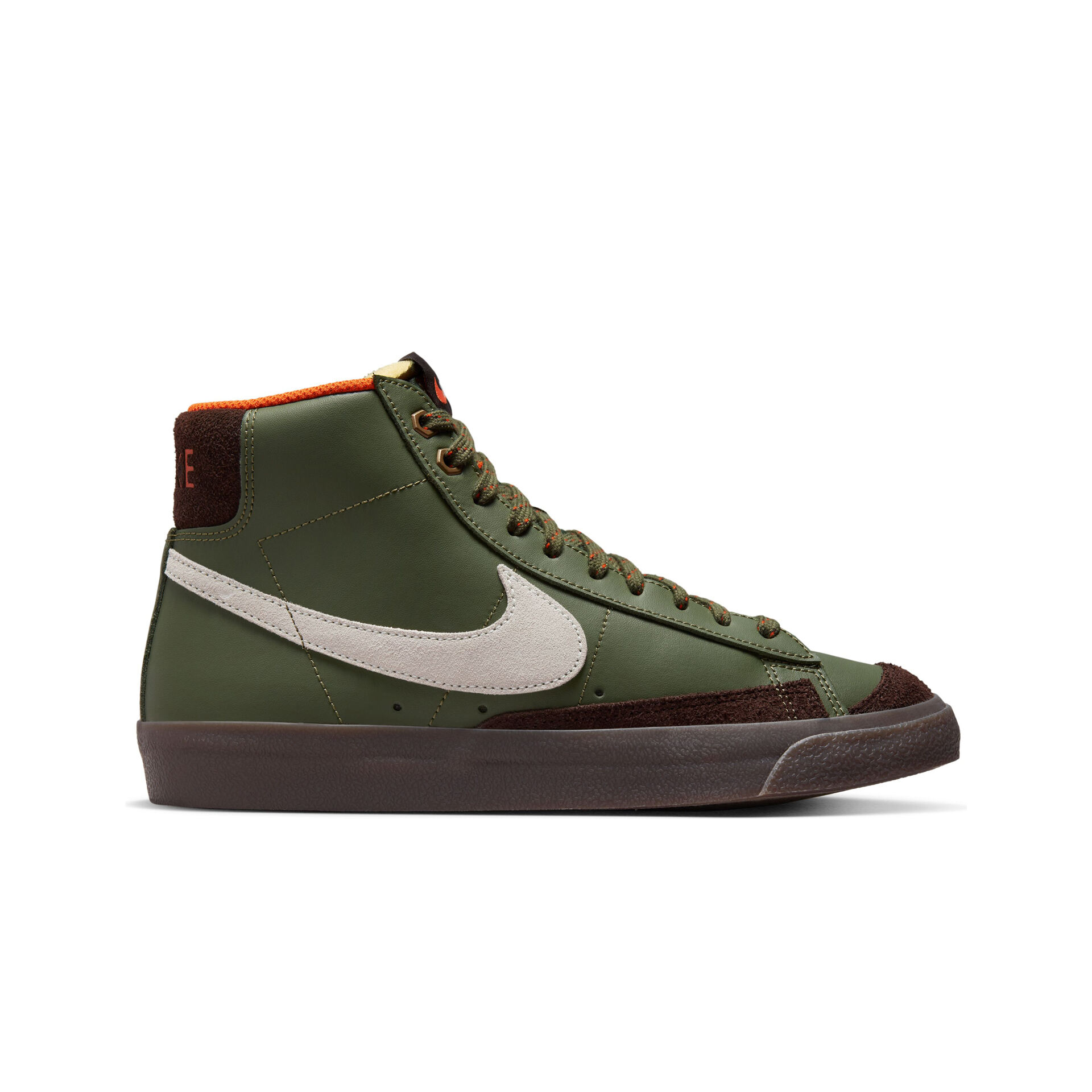 Nike Zapatillas Hombre BLAZER MID '77 VNTG lateral exterior Nike Zapatillas Hombre BLAZER MID '77 VNTG lateral exterior