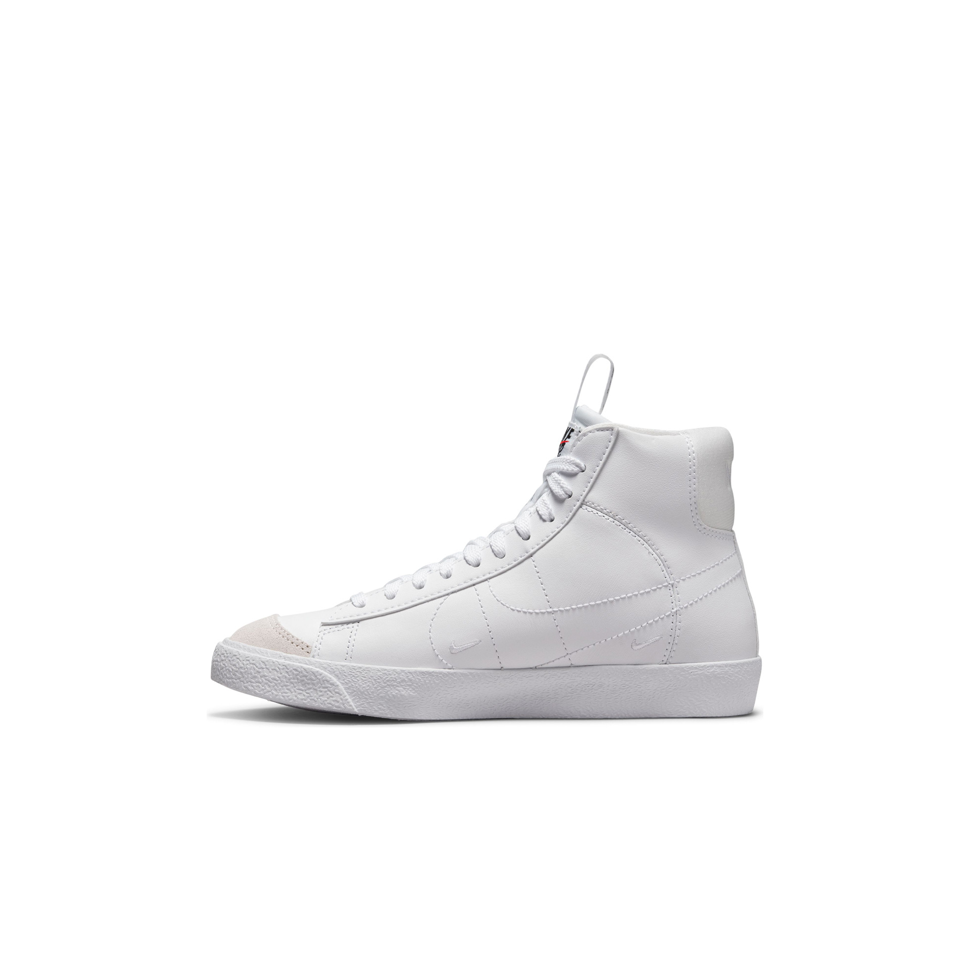 Nike Zapatillas Niña/os BLAZER MID '77 SE D (GS) lateral interior Nike Zapatillas Niña/os BLAZER MID '77 SE D (GS) lateral interior
