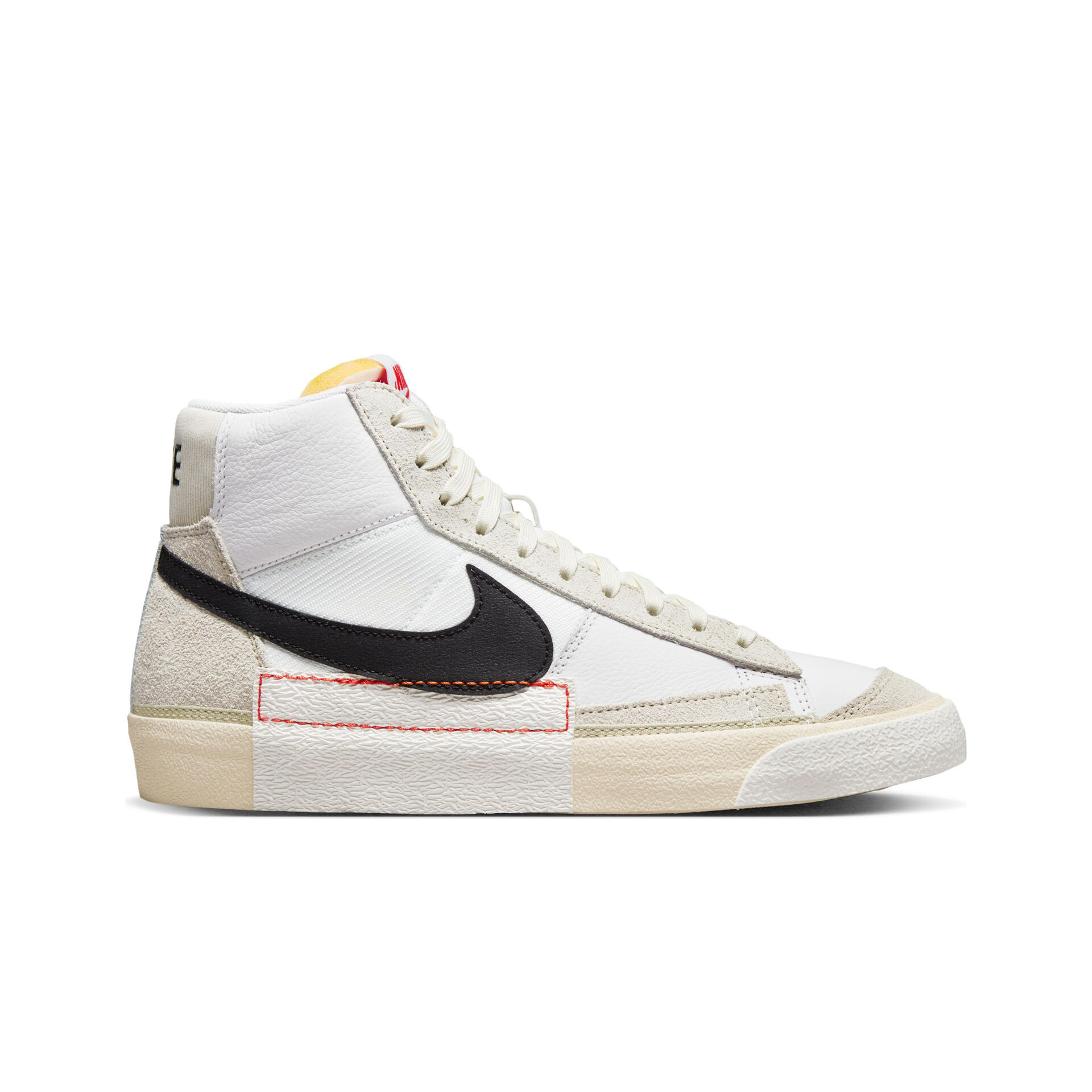 Nike Zapatillas Hombre BLAZER MID PRO CLUB lateral exterior Nike Zapatillas Hombre BLAZER MID PRO CLUB lateral exterior