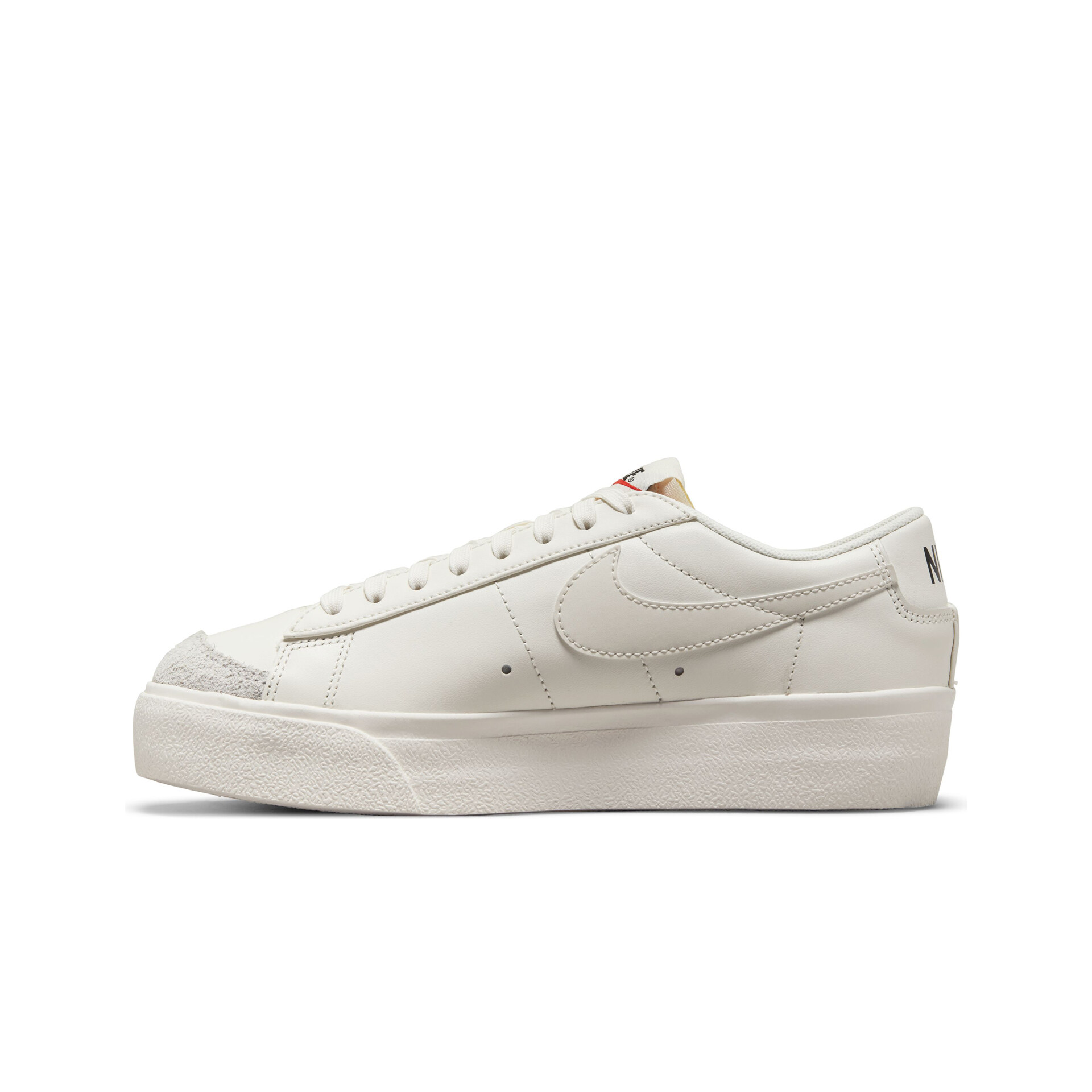Nike Zapatillas Mujer W BLAZER LOW PLATFORM lateral interior Nike Zapatillas Mujer W BLAZER LOW PLATFORM lateral interior