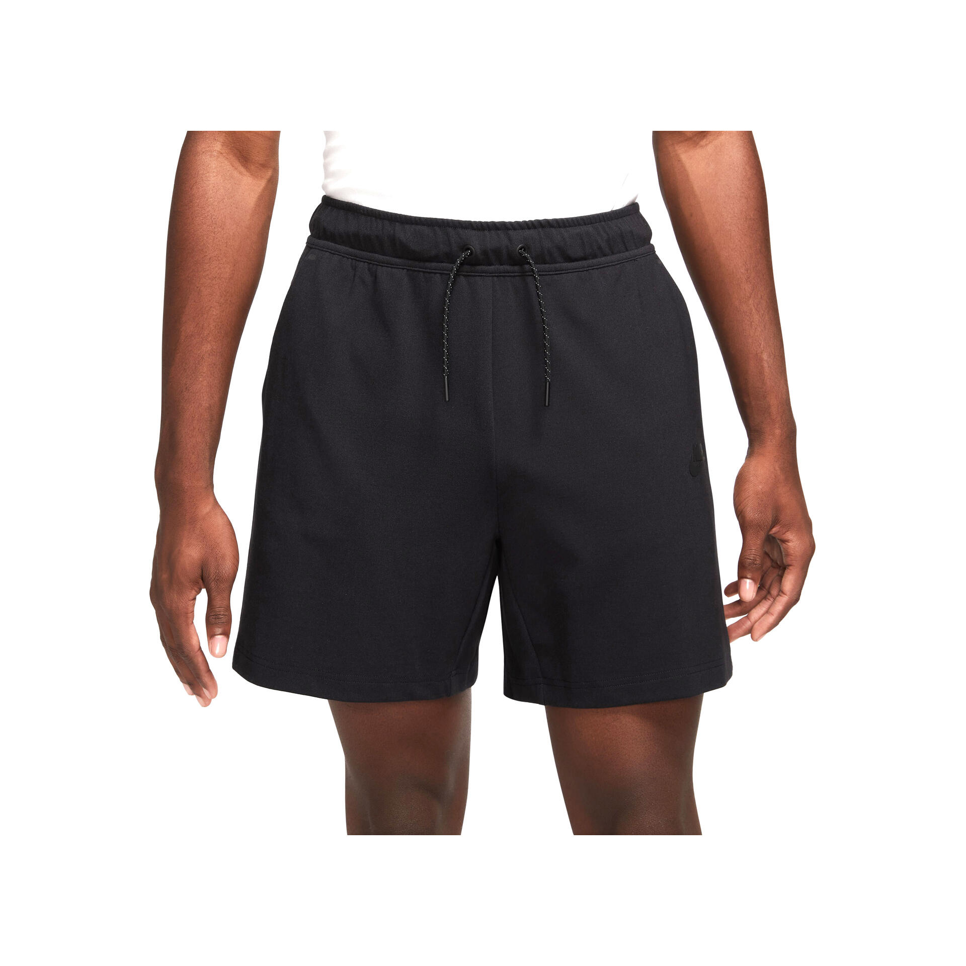 Nike Pantalón Corto Hombre M NK TECH SHORT LGHTWHT vista frontal Nike Pantalón Corto Hombre M NK TECH SHORT LGHTWHT vista frontal