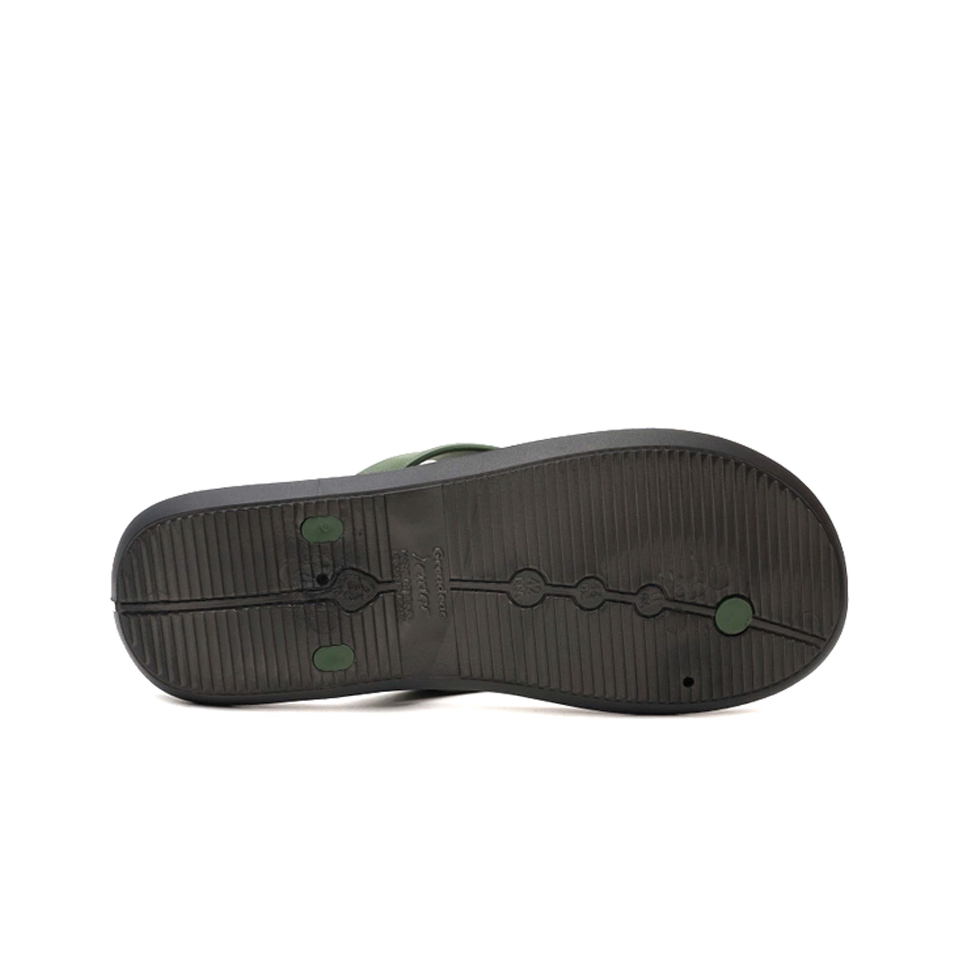 Rider Chancletas y Sandalias Hombre 2105-RIDER R1 AD vista frontal girada 45º Rider Chancletas y Sandalias Hombre 2105-RIDER R1 AD vista frontal girada 45º