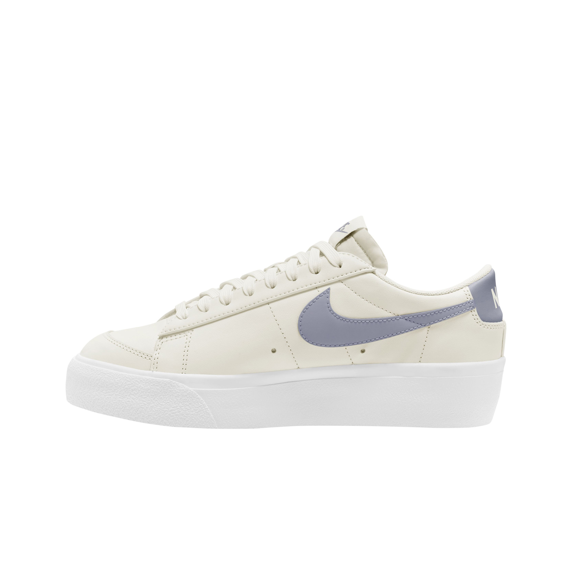 Nike Zapatillas Mujer W BLAZER LOW PLATFORM lateral interior Nike Zapatillas Mujer W BLAZER LOW PLATFORM lateral interior