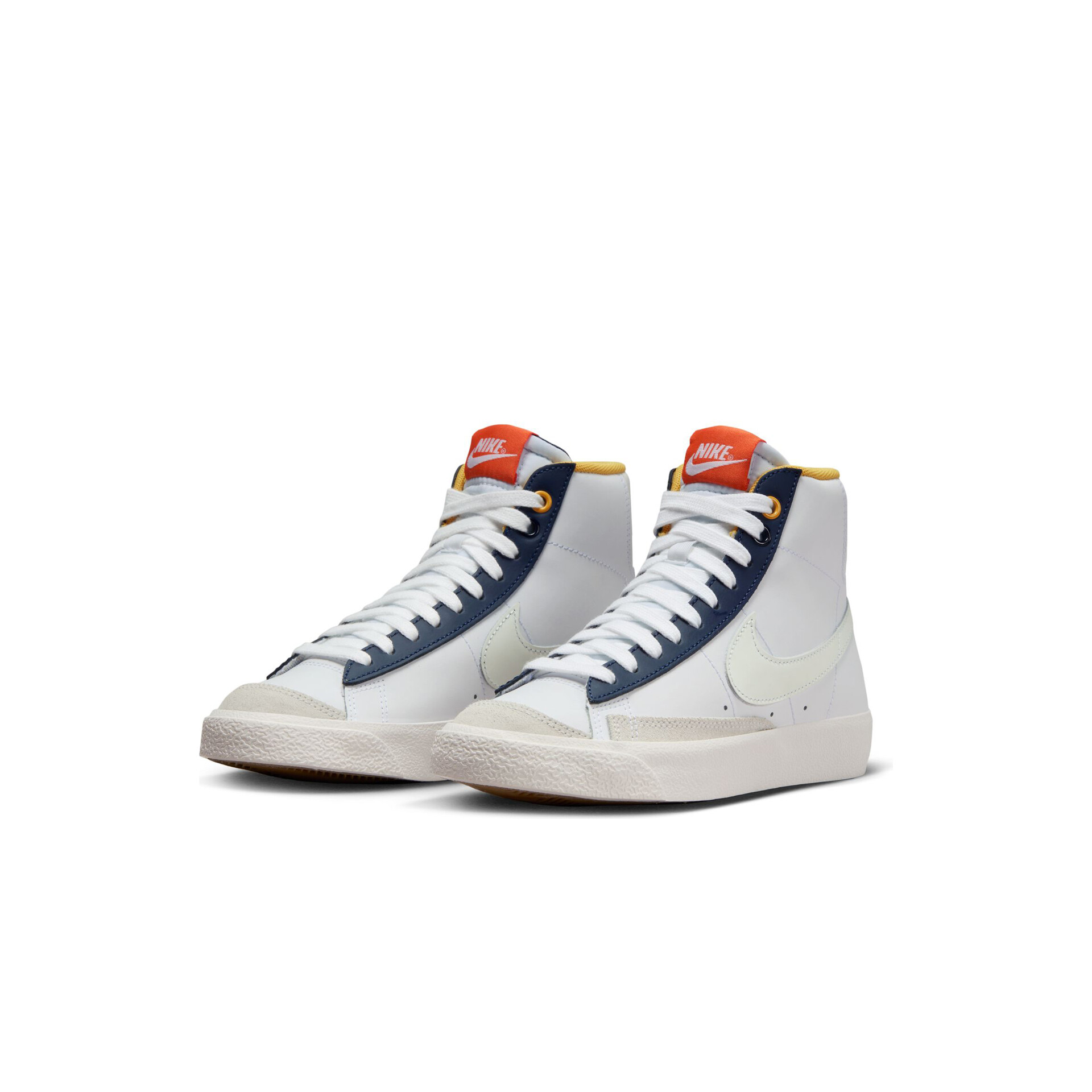 Nike Zapatillas Niña/os BLAZER MID '77 BG vista trasera Nike Zapatillas Niña/os BLAZER MID '77 BG vista trasera