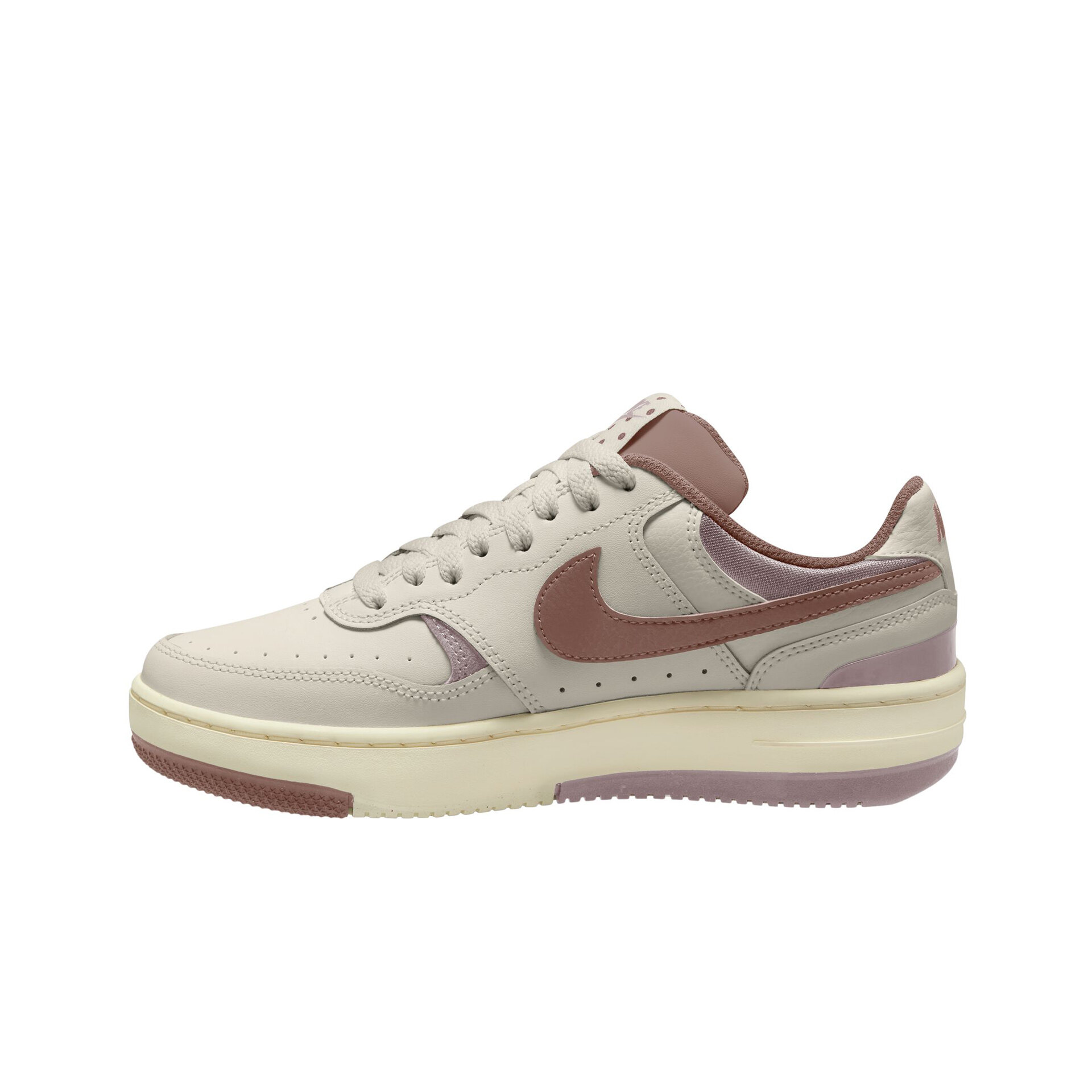 Nike Zapatillas Mujer NIKE GAMMA FORCE lateral interior Nike Zapatillas Mujer NIKE GAMMA FORCE lateral interior