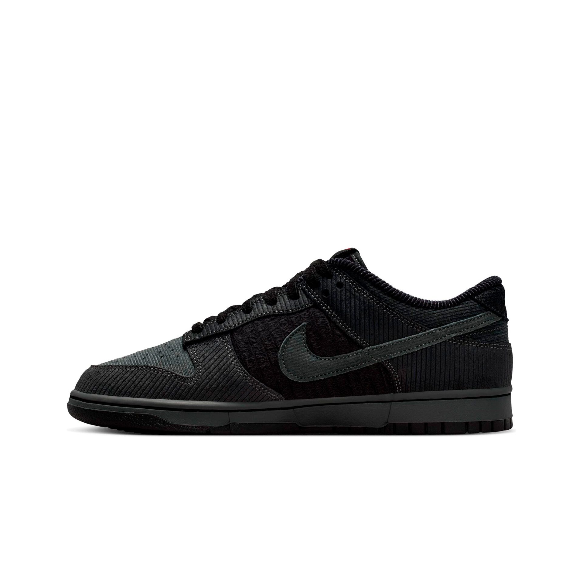 Nike Dunk Low Retro (M)